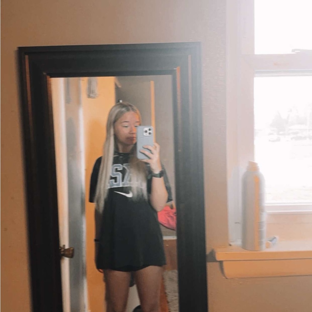 Meet your Posher, Kendall